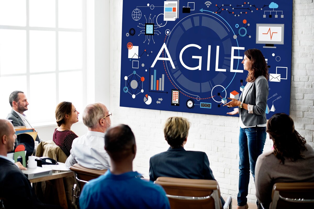 How to Implement Agile Management in Traditional Businesses
