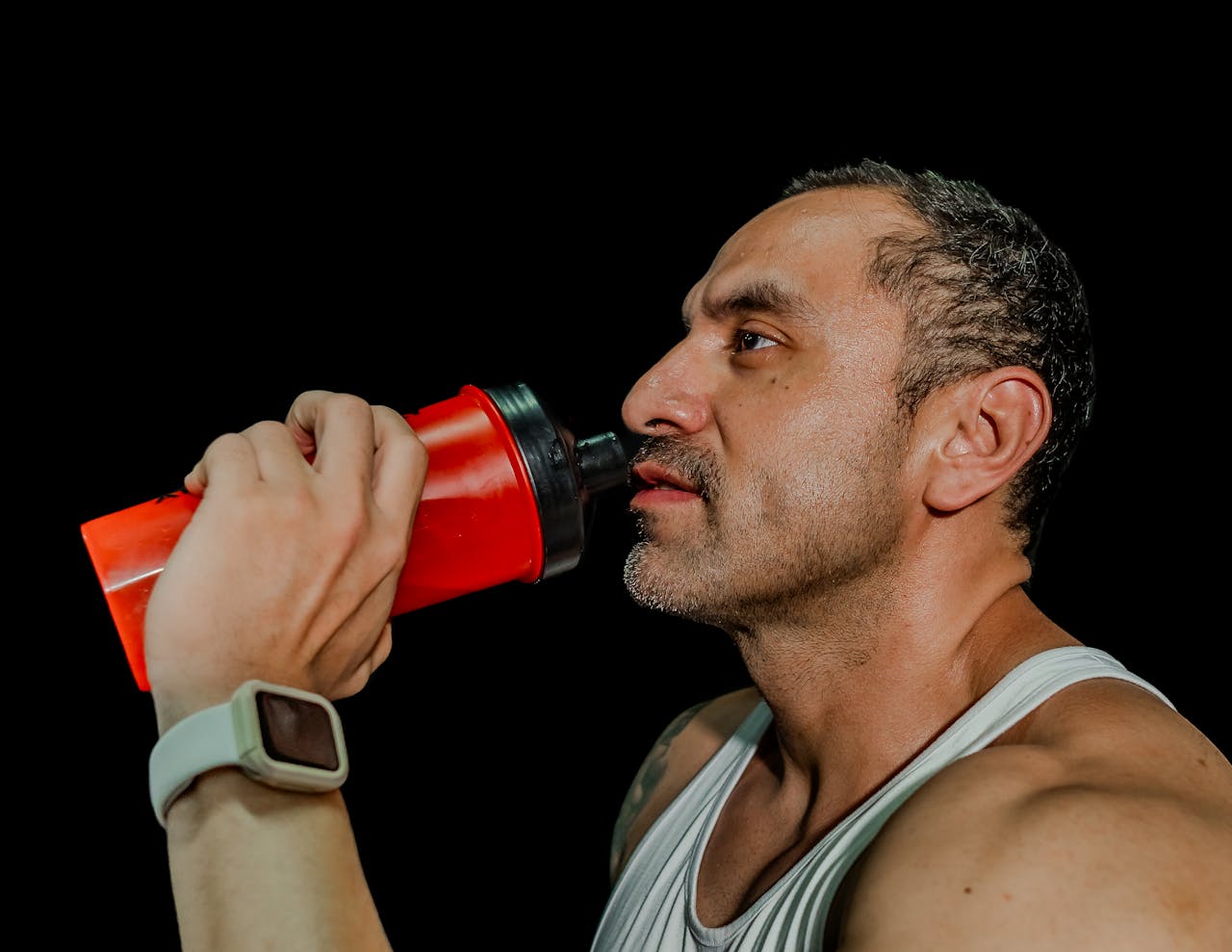 Enhancing Health and Fitness Routines with Shaker Bottles