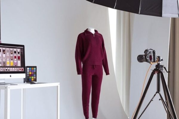 Ghost Mannequin Photography: A Unique Edge in Visual Marketing